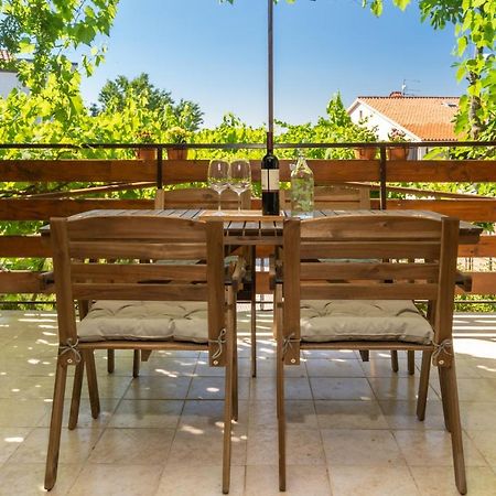 Visum Apartments Пула Екстериор снимка