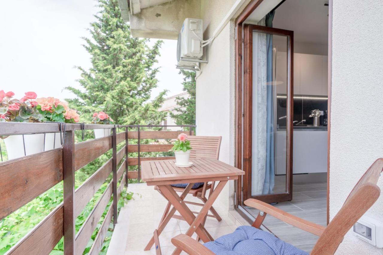 Visum Apartments Пула Екстериор снимка
