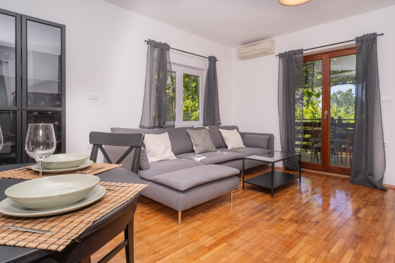 Visum Apartments Пула Екстериор снимка