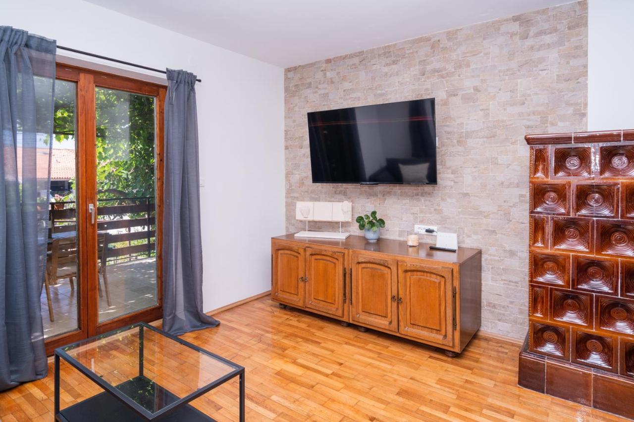 Visum Apartments Пула Екстериор снимка