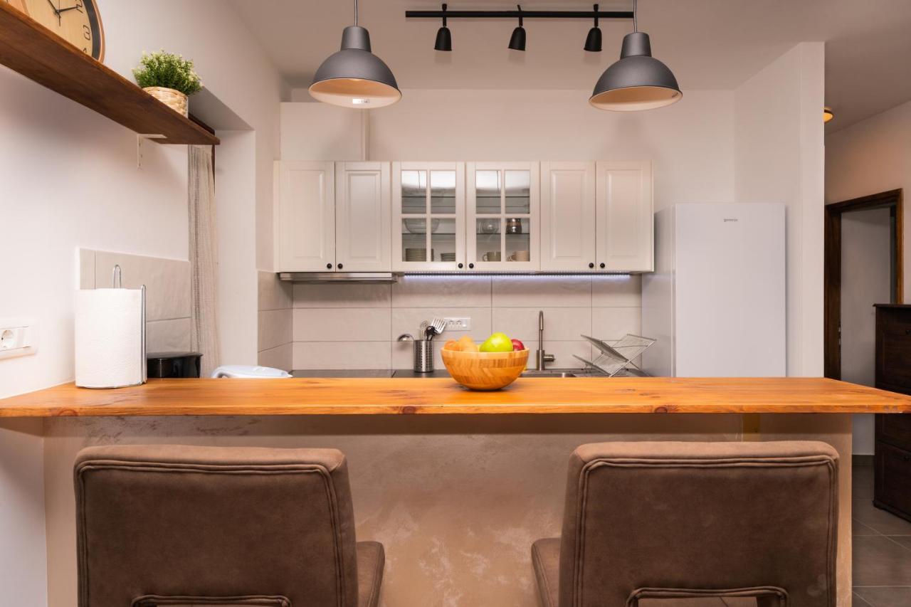 Visum Apartments Пула Екстериор снимка