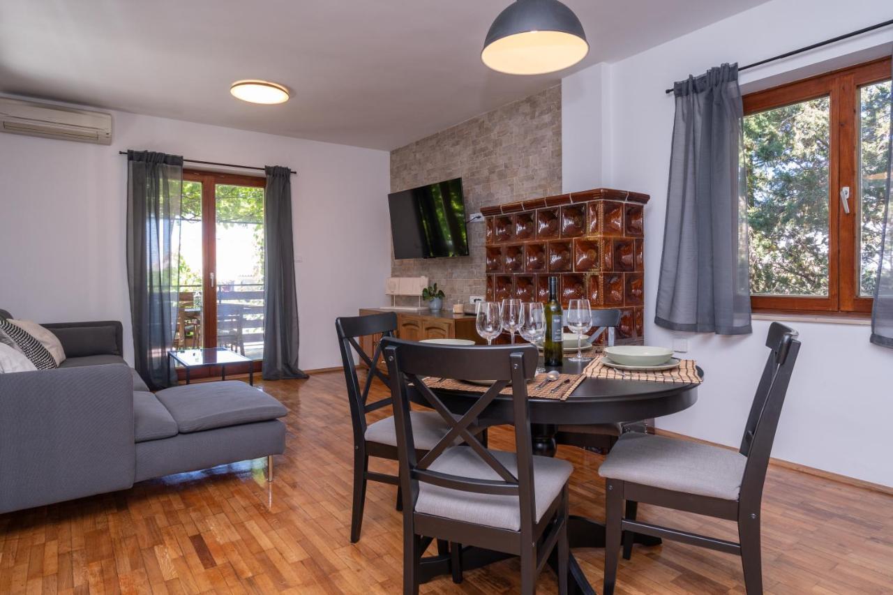 Visum Apartments Пула Екстериор снимка